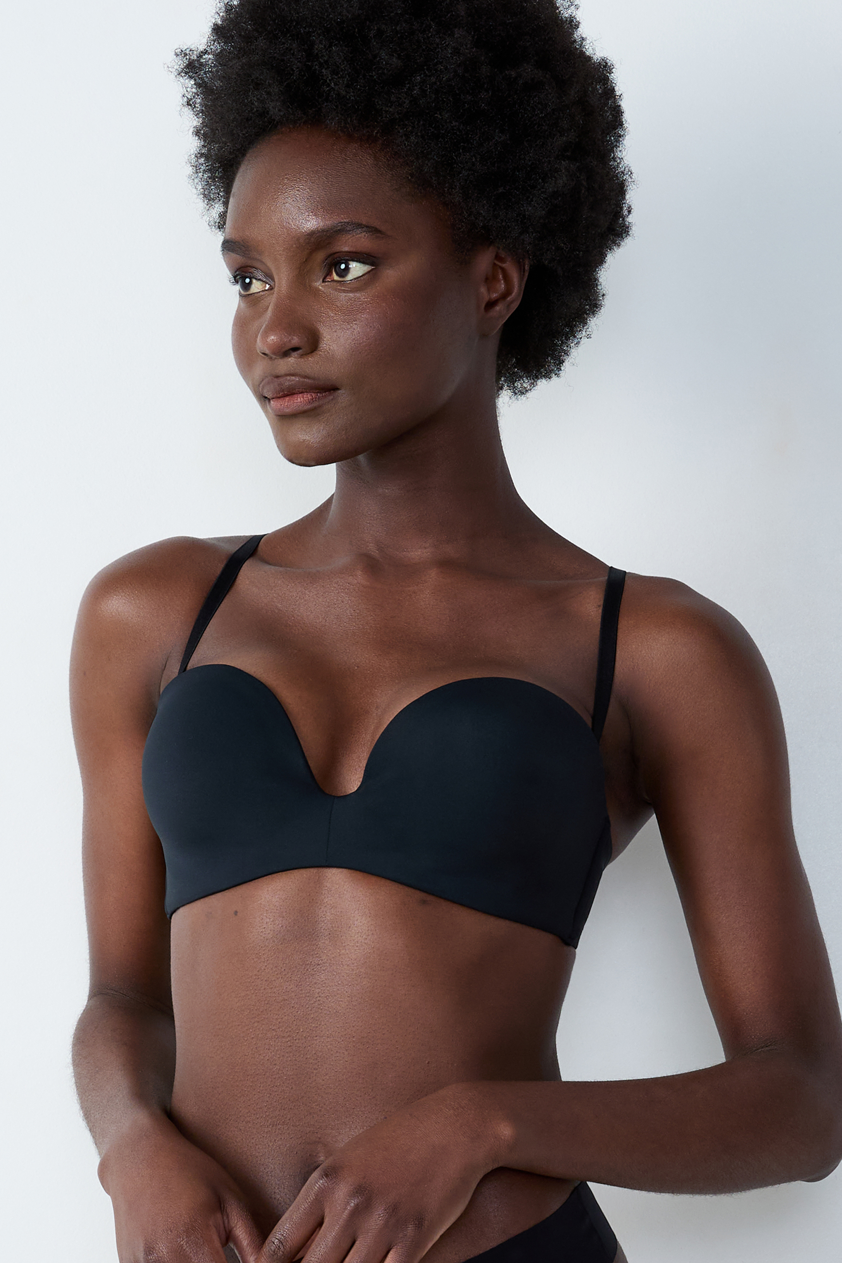 Biustonosz bandeau push-up z mikrofibry
