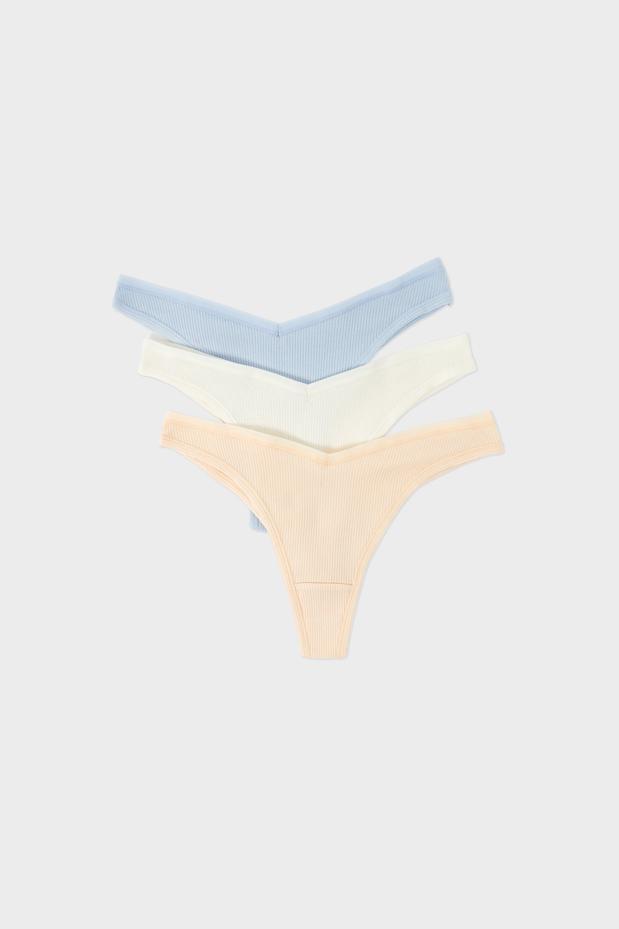 Zestaw 3 stringów z bawełny