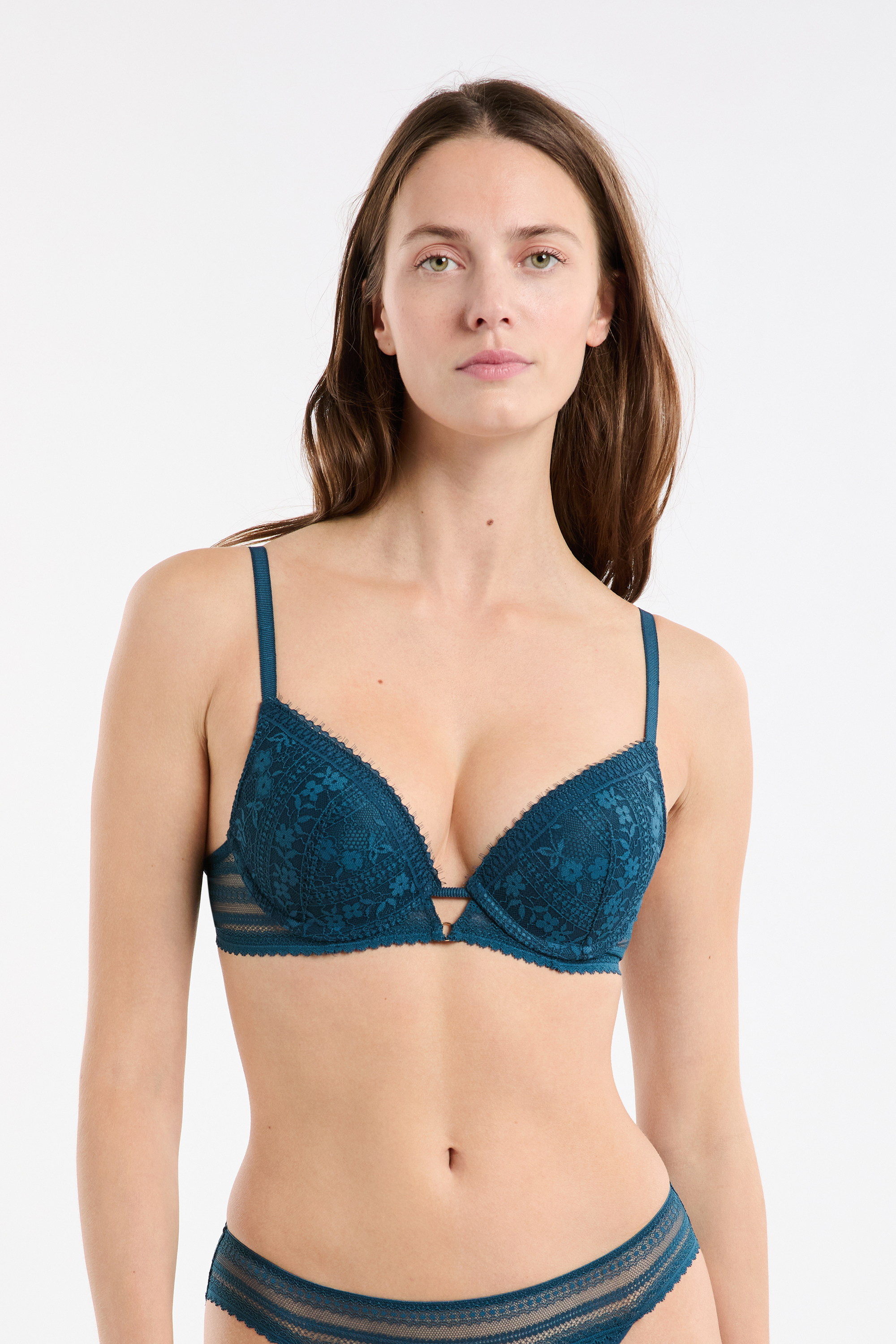 Biustonosz nr 2 - Push-up z głębokim dekoltem