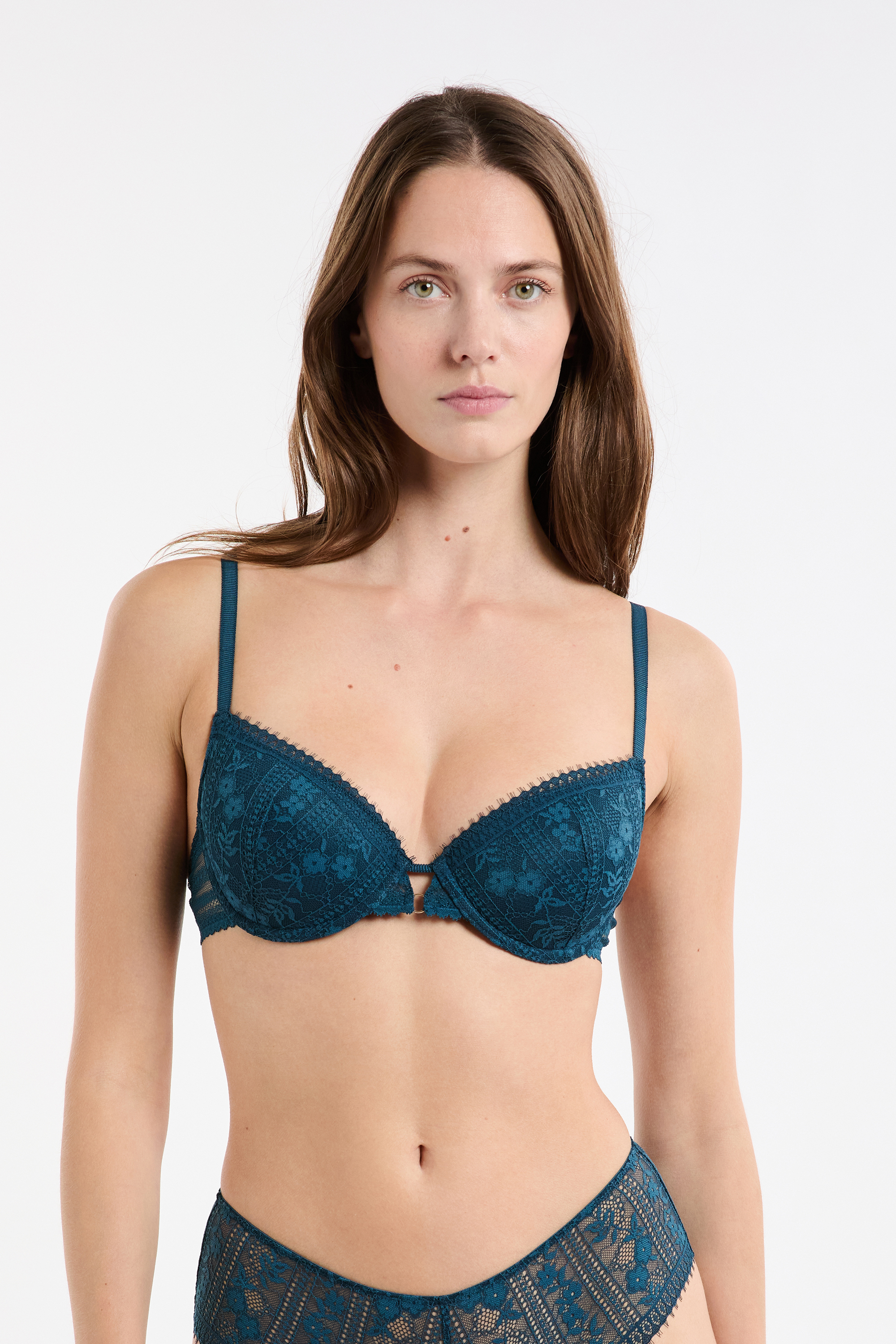 Biustonosz nr 4 - Lekkie wypełnienie