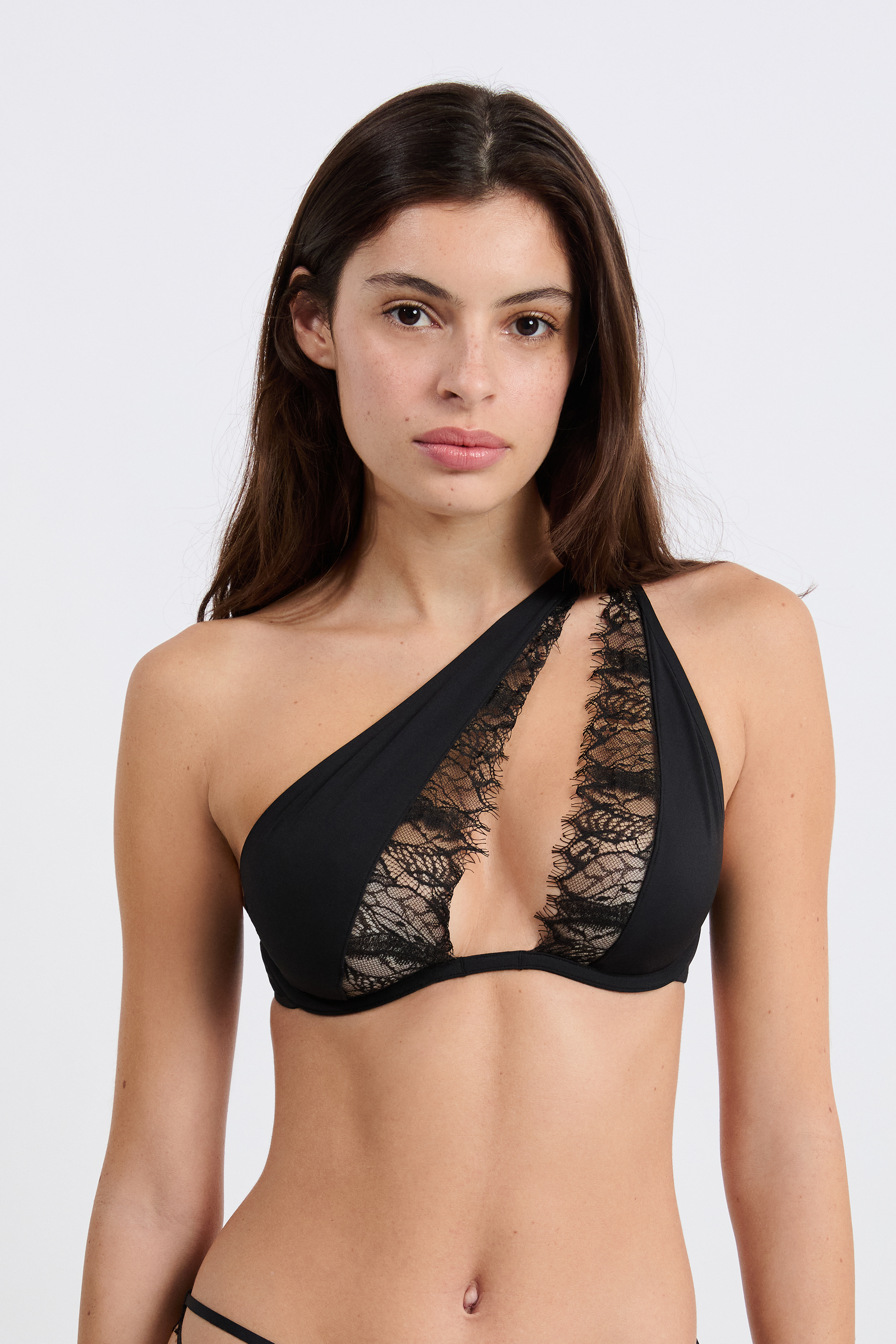 Biustonosz brassière z haftem