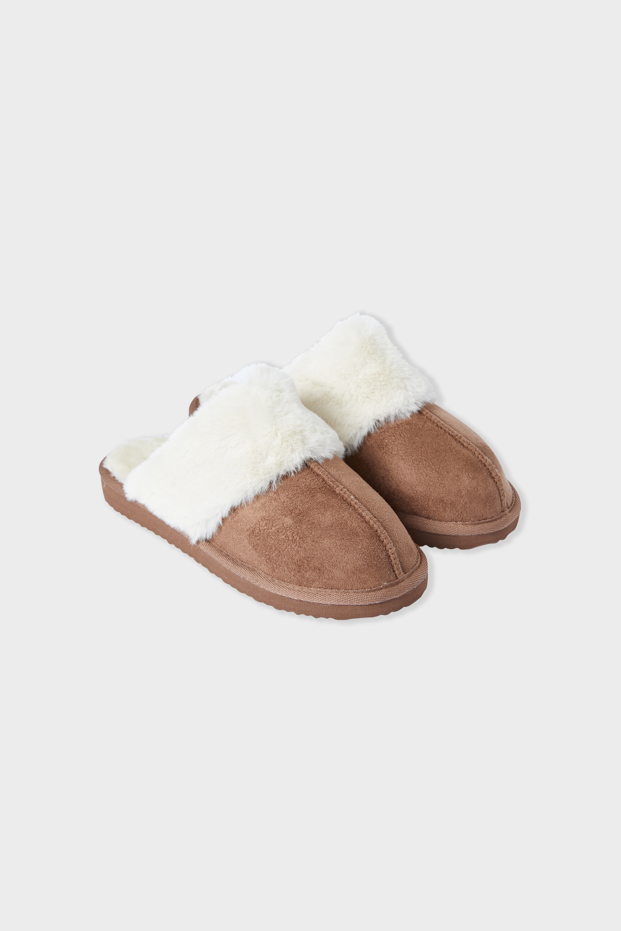 Kapcie mule z futerkiem
