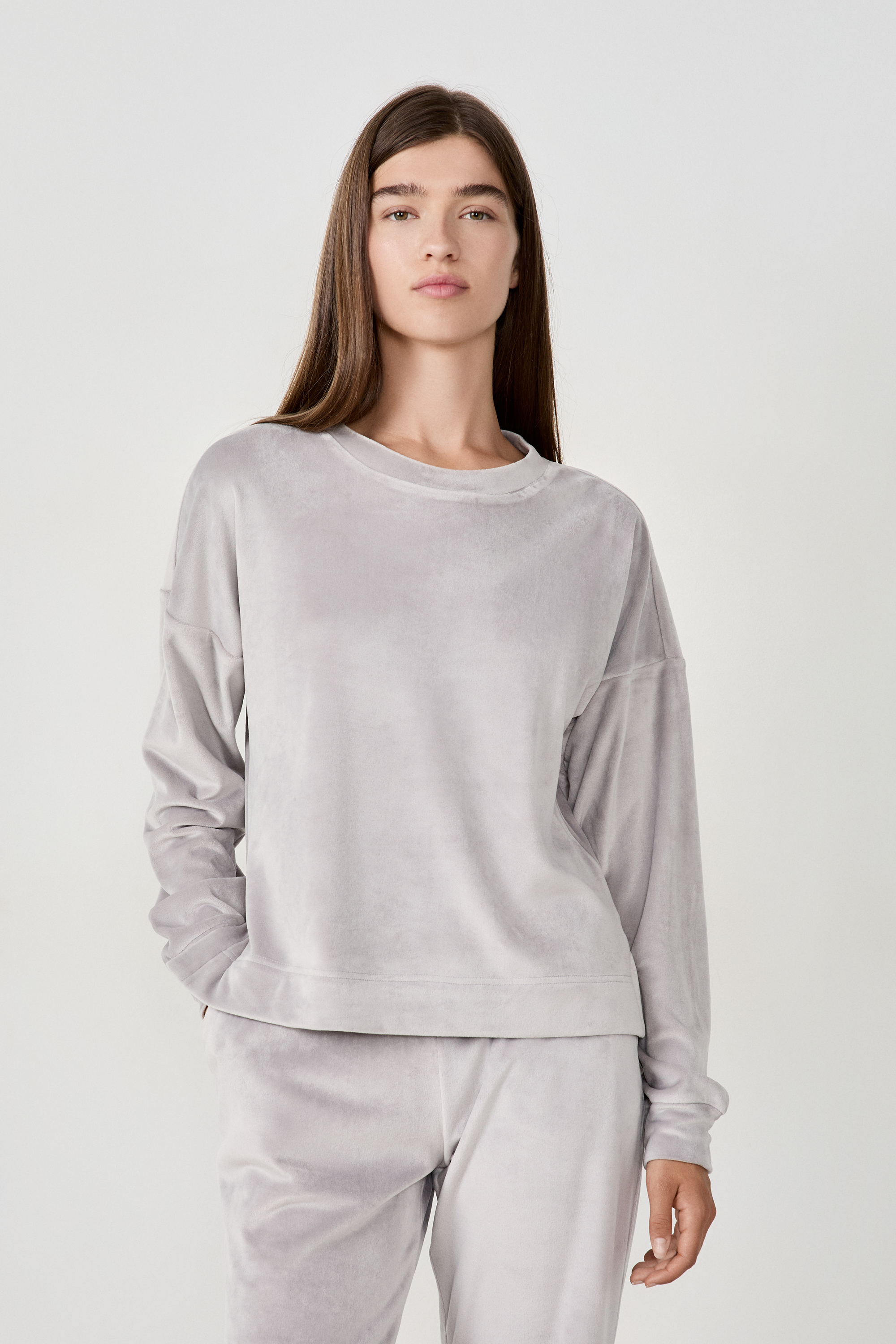Welurowa bluza piżamowa