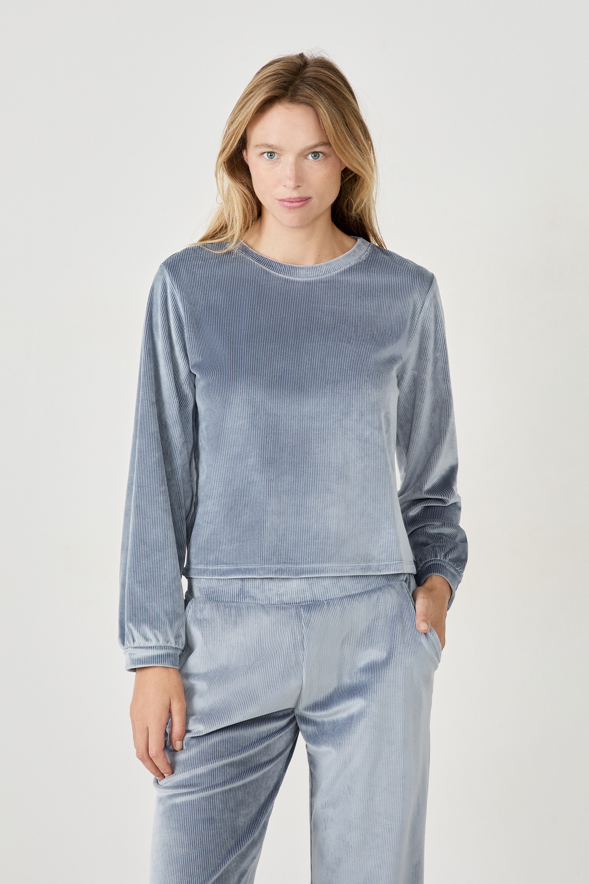 Bluza z efektem weluru