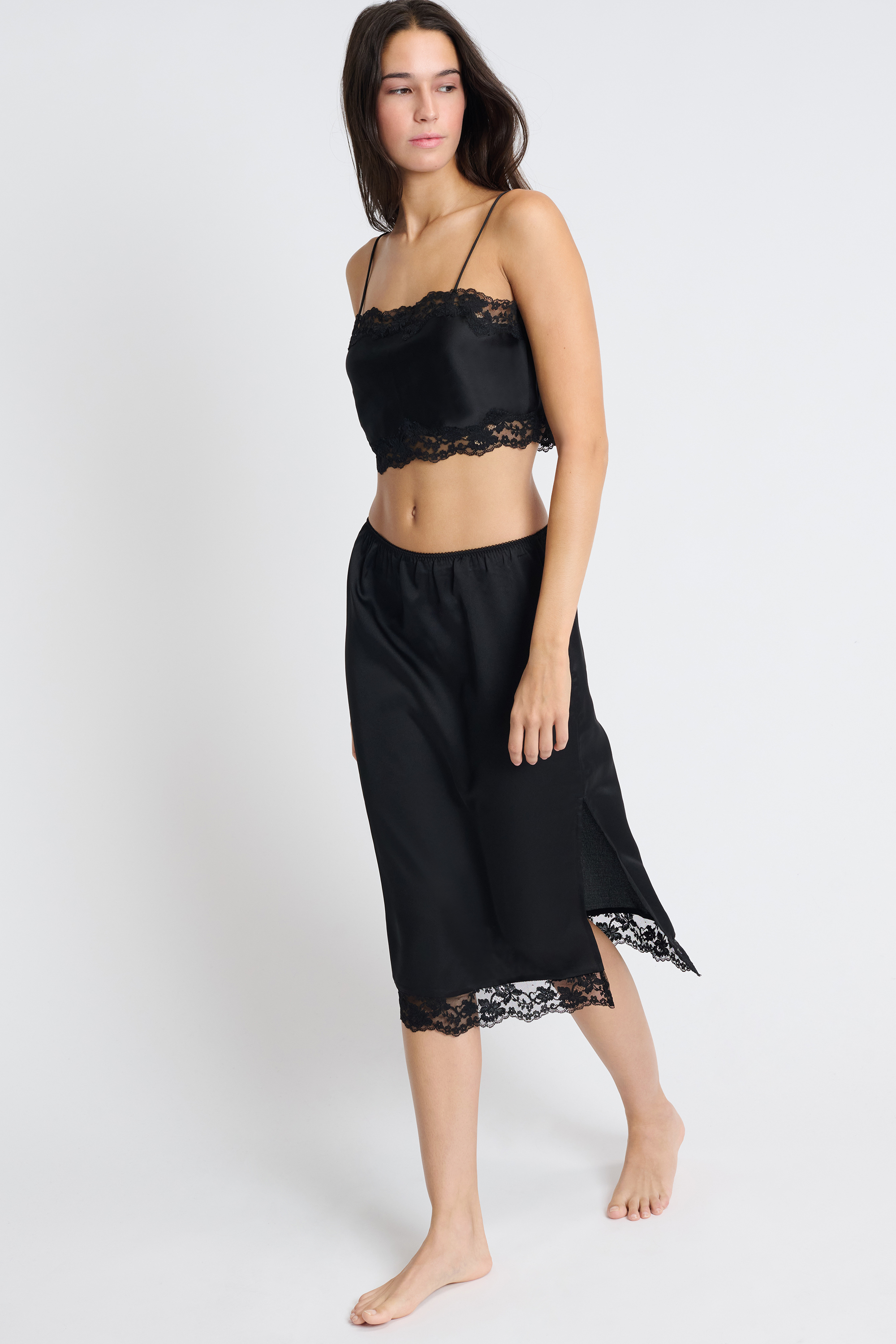 Satynowa spódnica piżamowa z detalami koronkowymi