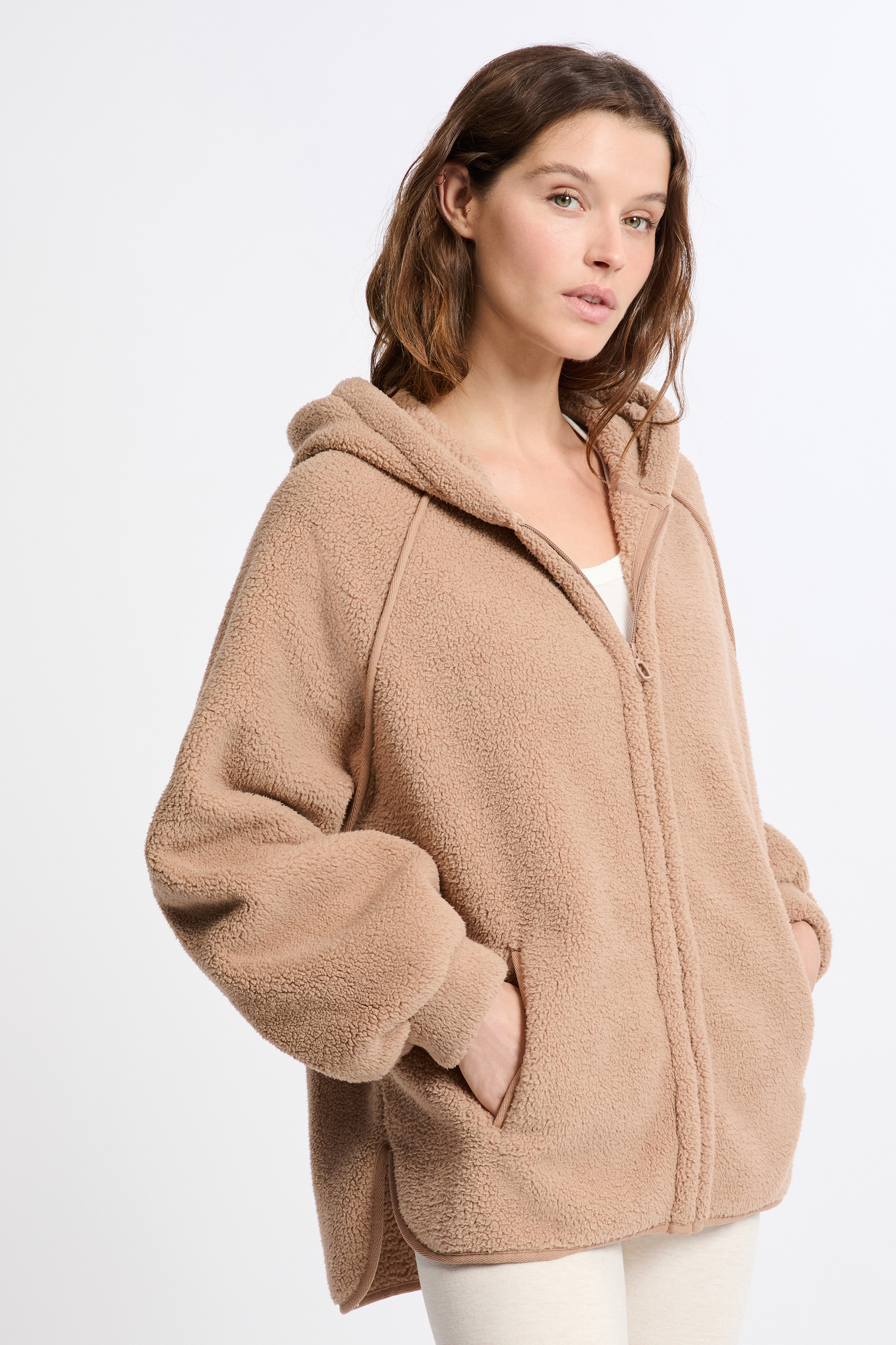 Kurtka z kapturem z efektem polaru