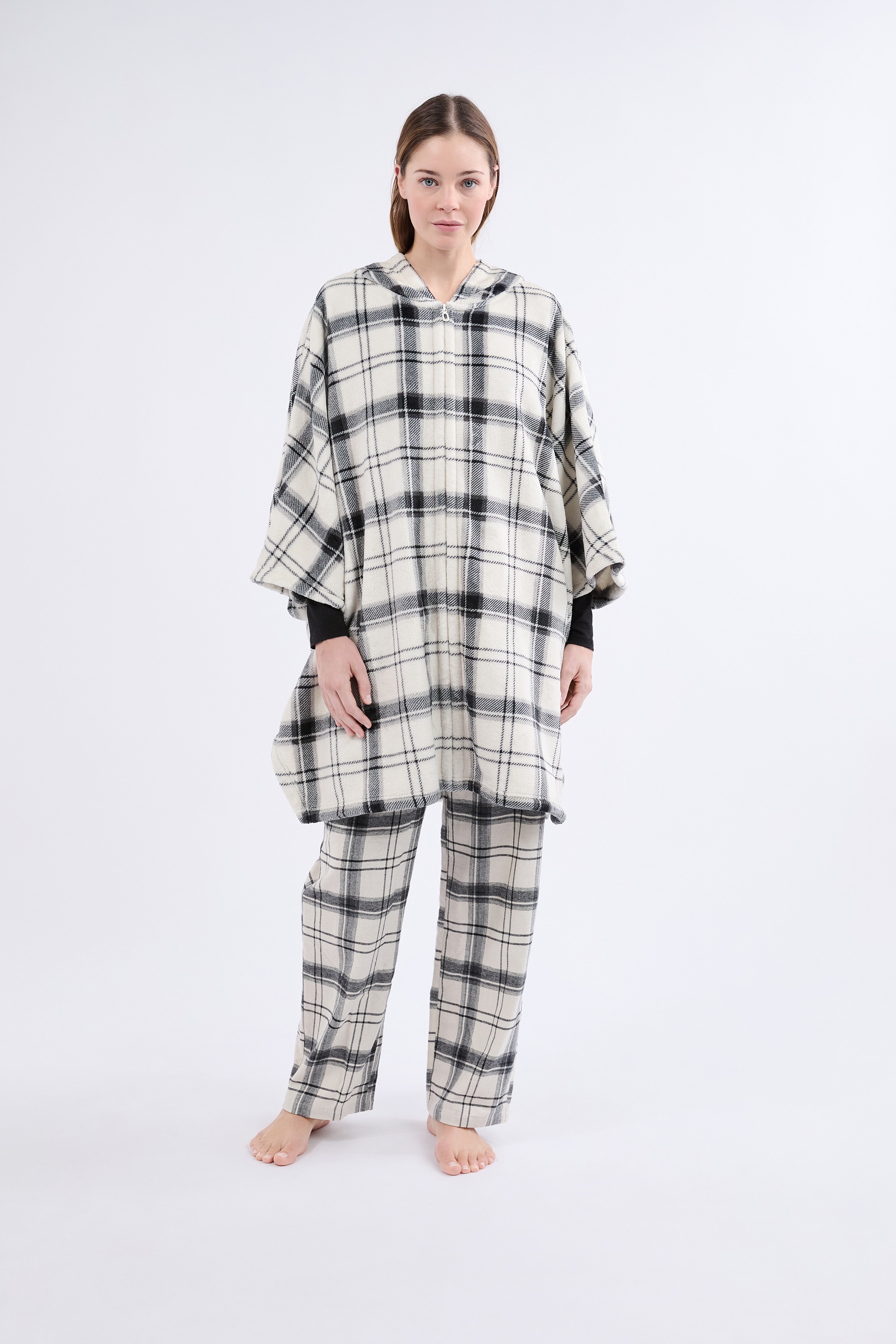 Ponczo bez rękawów z efektem polaru